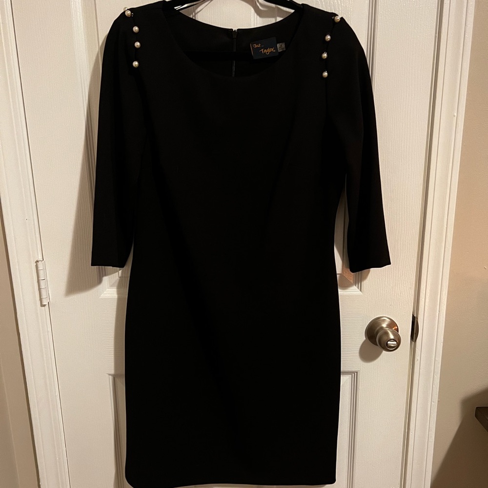 Just Taylor Black 3/4 Sleeve Dresse